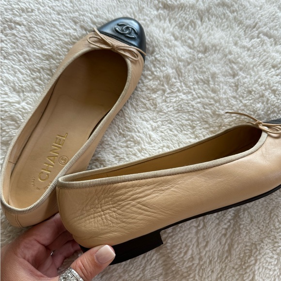 Chanel Ballet Flats - Picture 5 of 8